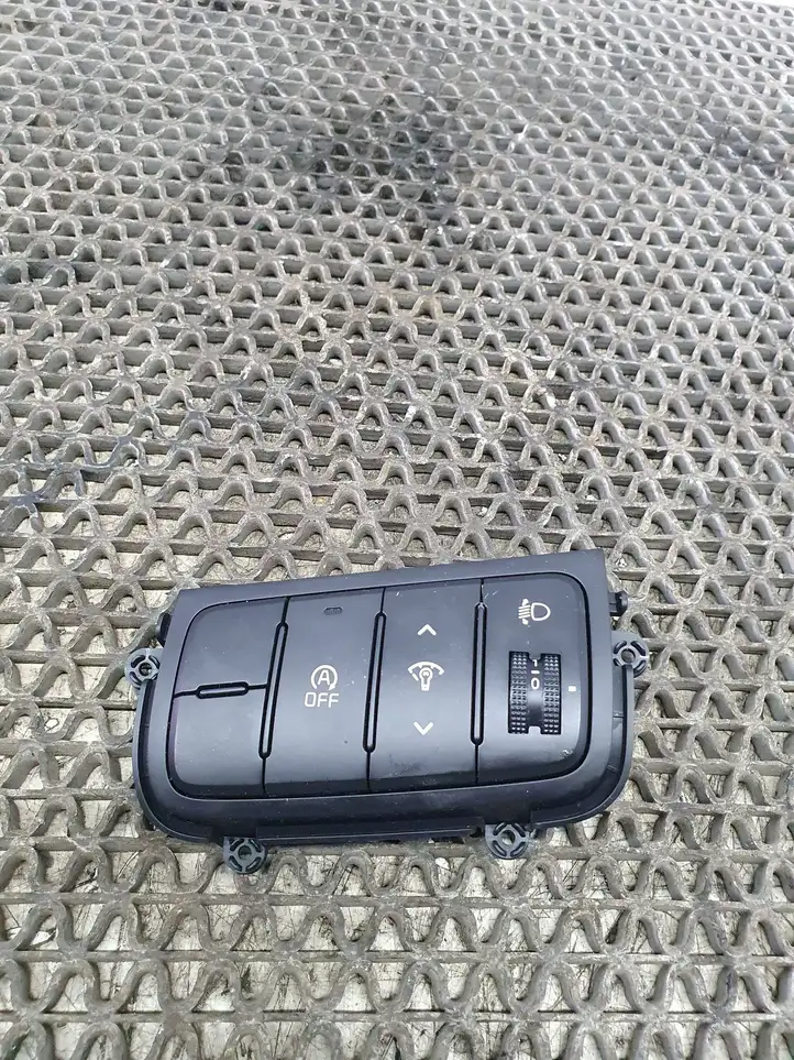 Kia Ceed (2015 - 2018) 93305A2110WK Другие включатели / ручки/ переключатели — фото 1