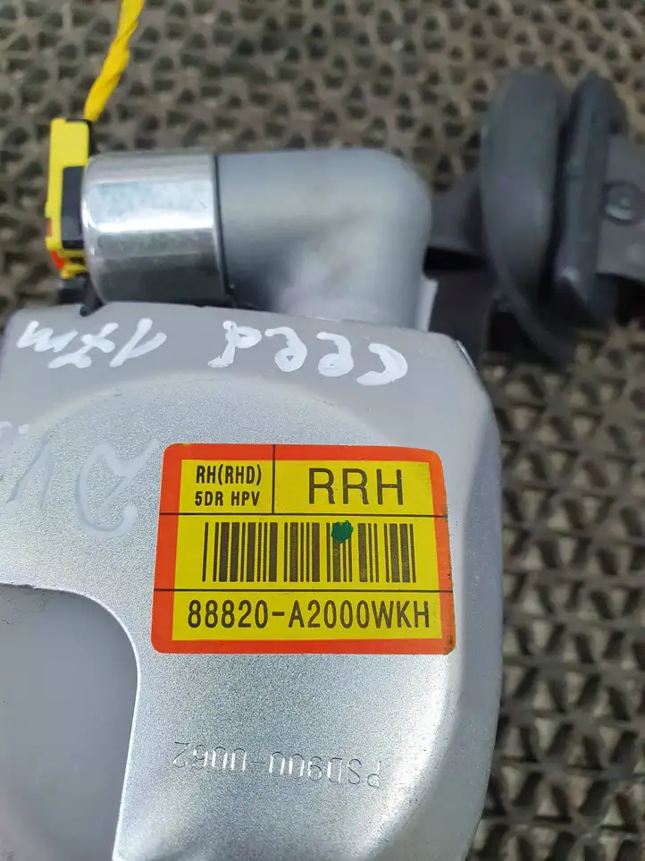 Kia Ceed (2015 - 2018) 88820A2000 Передний ремень безопасности — фото 7