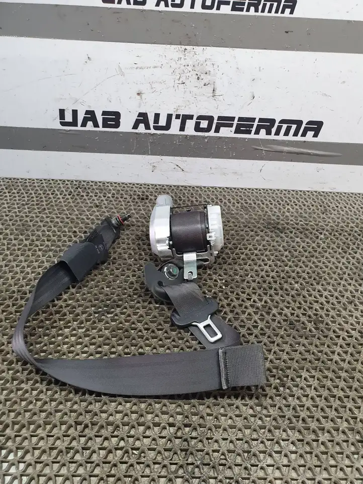 Kia Ceed (2015 - 2018) 88810A2100 Передний ремень безопасности — фото 1