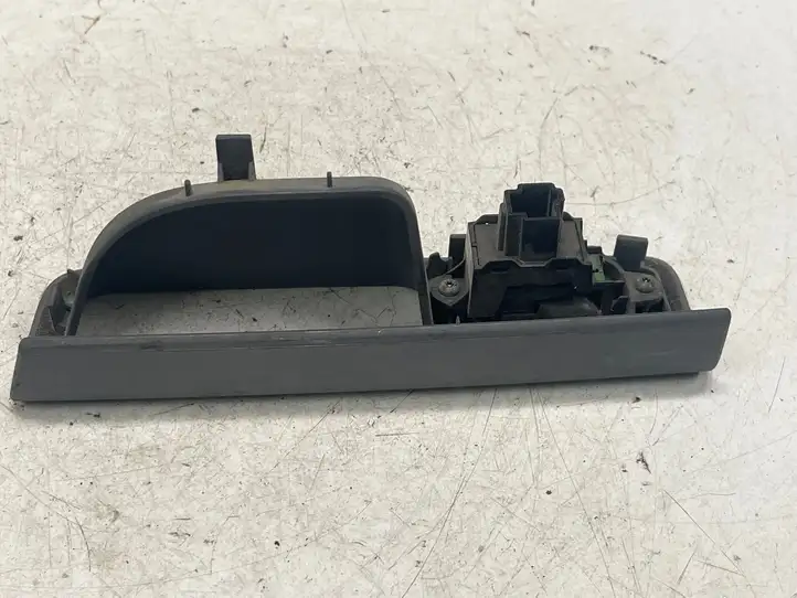 Volvo S40 (2007 - 2012) 8679478 Кнопка стеклоподъемников — фото 2