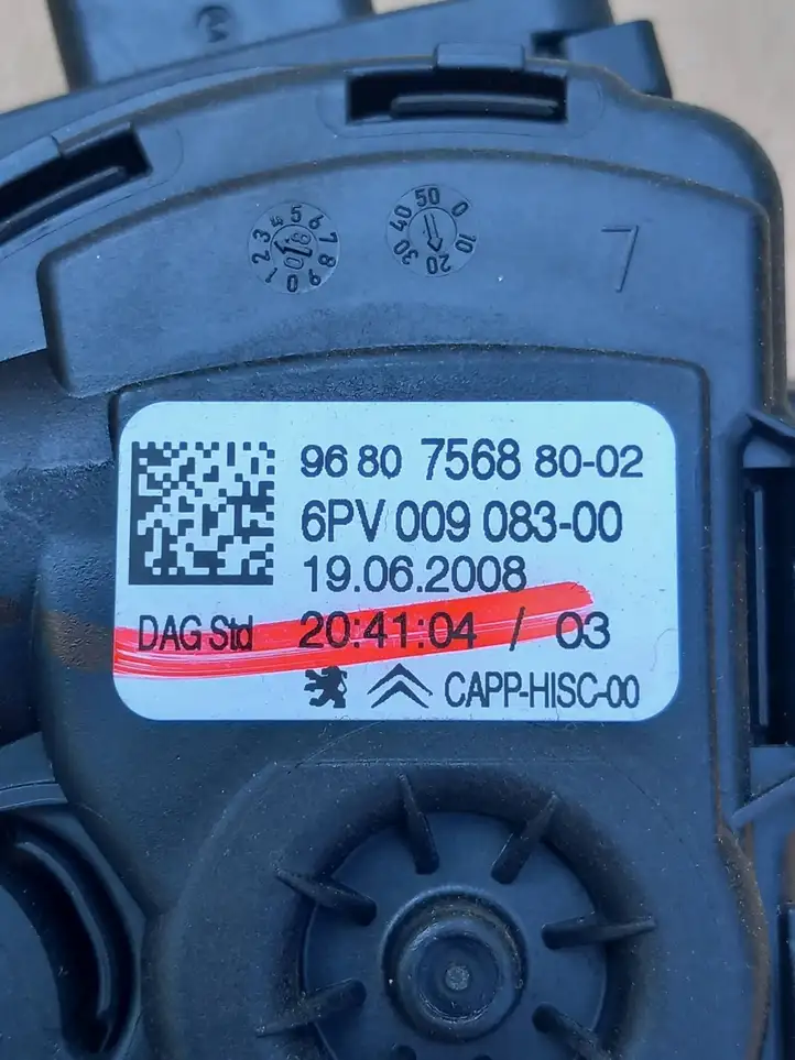 Peugeot 308 SW (2008 - 2013) 9680756880 Педаль акселератора — фото 4