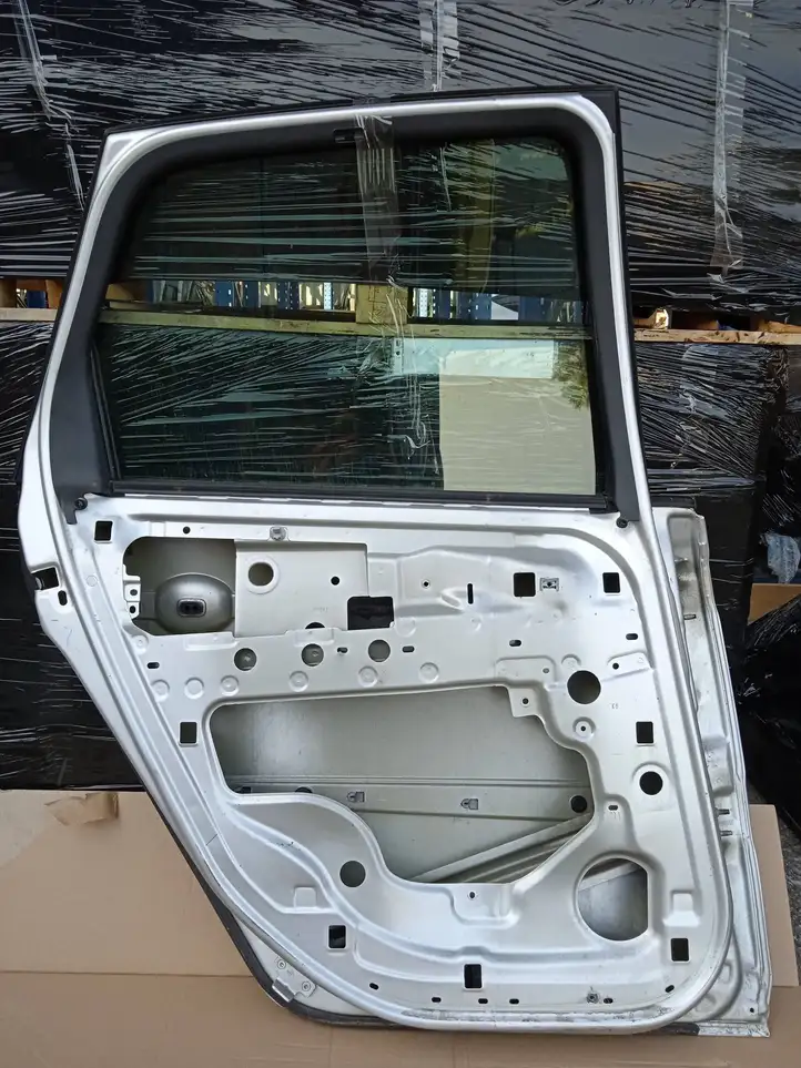 Renault Scenic II - Grand scenic II (2006 - 2009) Задняя дверь — фото 2