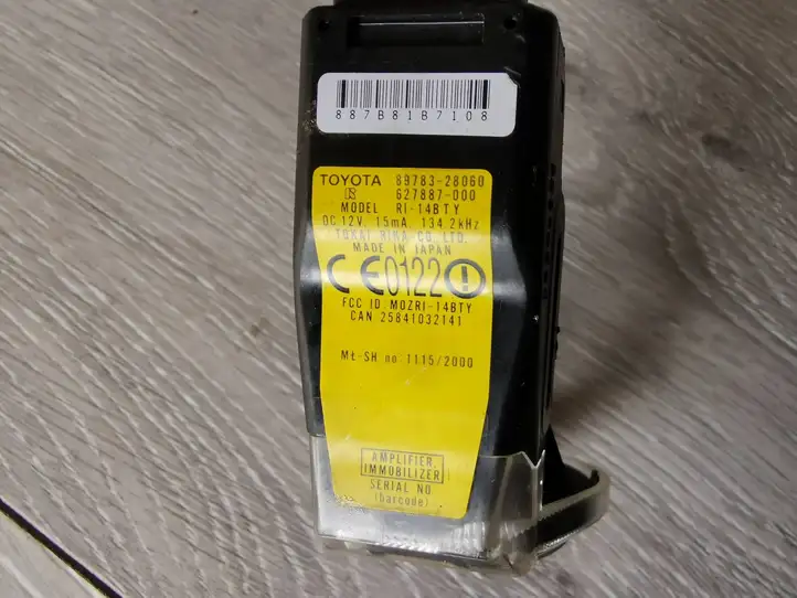 Toyota Avensis Verso (2001 - 2004) 8978328060 Антенна иммобилайзера — фото 3