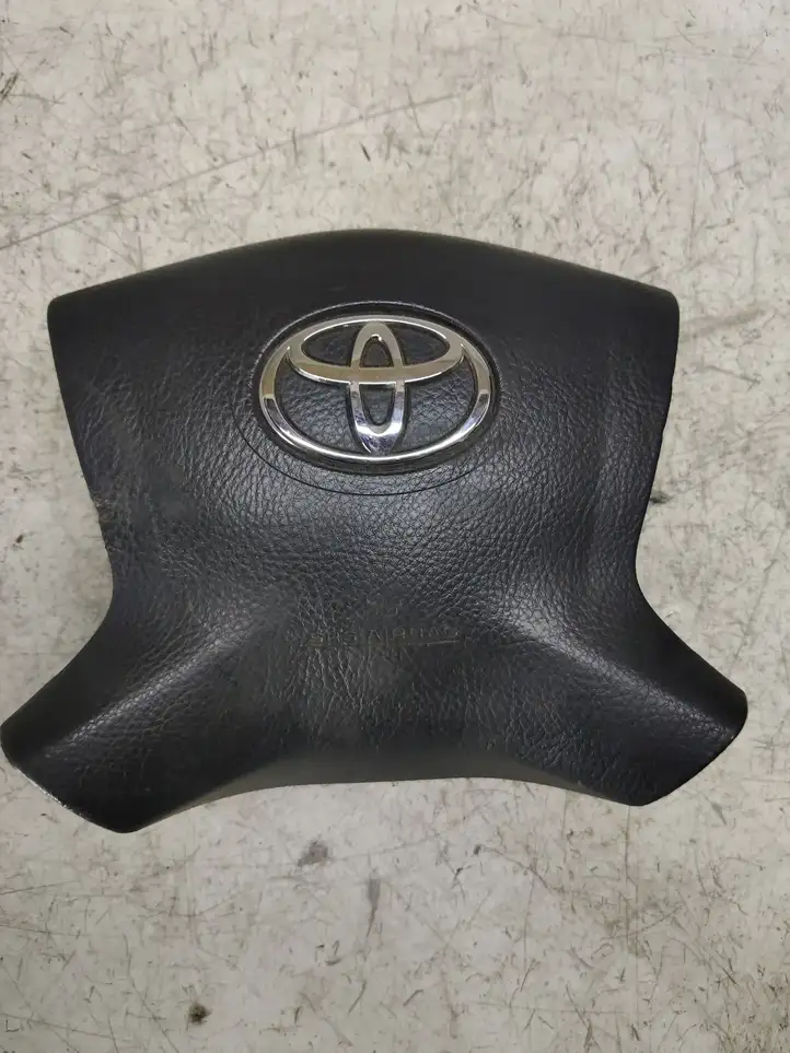 Toyota Avensis T250 (2003 - 2006) Подушка безопасности руля — фото 1
