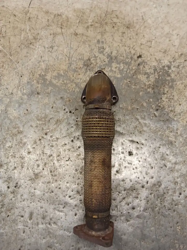 Audi A6 S6 C6 4F (2004 - 2008) Другая деталь (детали) коллектора выброса — фото 2