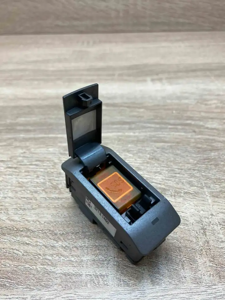 BMW 7 E65 E66 (2001 - 2008)  6922154 Кнопка SOS