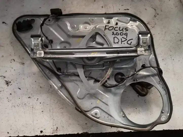 Ford Focus (2005 - 2008)  4M51A045H22A Передний комплект электрического механизма для подъема окна