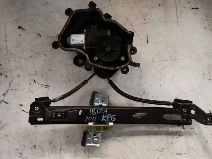 Seat Ibiza IV (6J,6P) (2008 - 2017)  6J4839401 Передний комплект электрического механизма для подъема окна