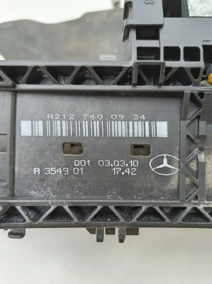 Mercedes-Benz E W212 (2009 - 2016) A2127330408 Замок задней двери — фото 5