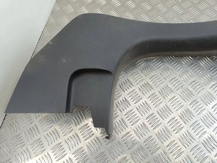 Opel Zafira C (2014 - 2016) 322225228 Внутренняя отделка переднего порога — фото 3