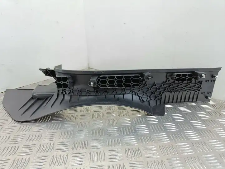 Opel Zafira C (2014 - 2016) 322225228 Внутренняя отделка переднего порога — фото 4