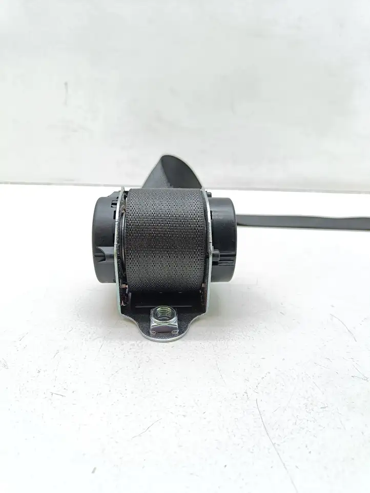 Opel Zafira C (2014 - 2016) 13332240 Задний ремень безопасности — фото 6