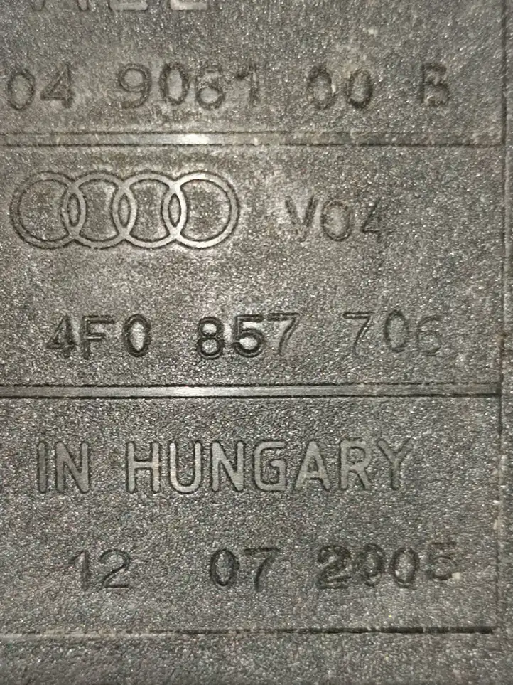 Audi A6 S6 C6 4F (2004 - 2008) 4F0857706 Передний ремень безопасности — фото 4