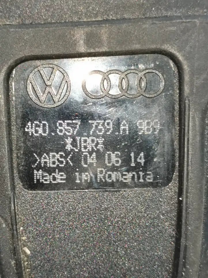Audi A6 C7 (2011 - 2014) 4G0857739A Задний средний замок ремня — фото 4