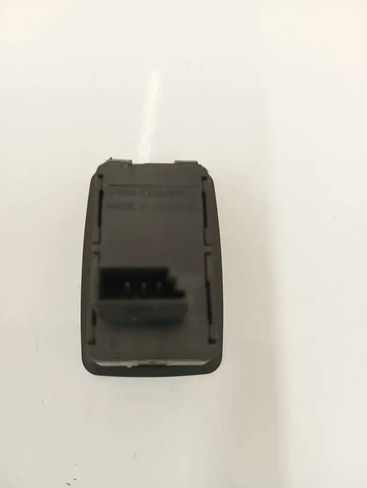 BMW 3 E90 E91 (2005 - 2012) 6945874 Кнопка стеклоподъемников — фото 3
