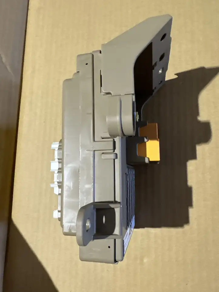Subaru Outback (BT) (2019 - ) 82201AN80A Модуль комфорта — фото 2