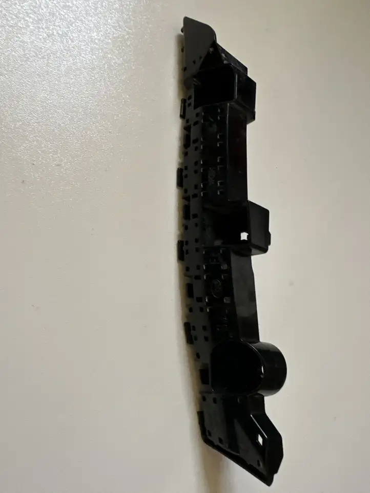 Subaru Forester SK (2018 - )  57701SJ020 Передний держатель бампера