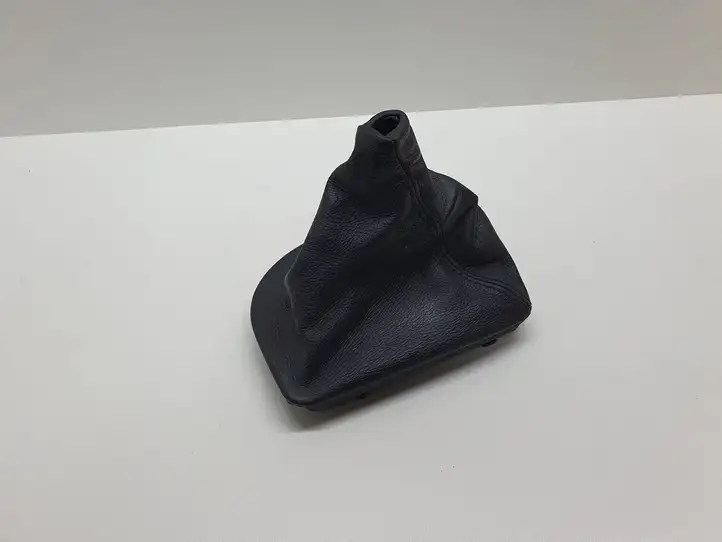 BMW 5 E60 E61 (2004 - 2010)  7521448 Отделка рычага переключения передач (кожа, головка)