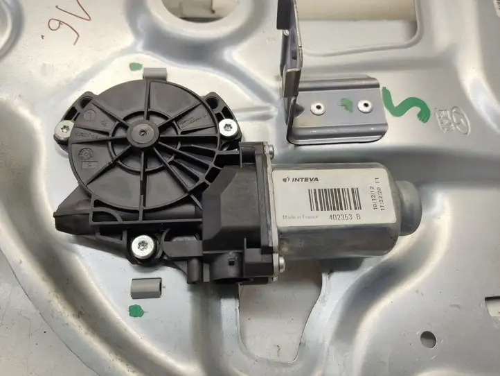 Hyundai ix35 (2009 - 2013)  834802Y050 Передний комплект электрического механизма для подъема окна