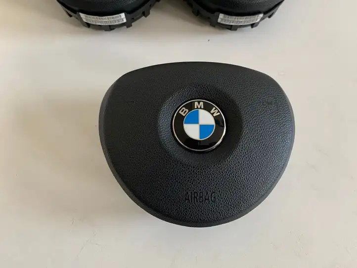 BMW 1 E81 E87 (2004 - 2011) 3051642 Подушка безопасности руля — фото 3