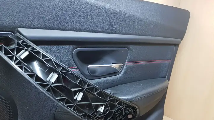BMW 3 F30 F35 F31 (2012 - 2018) 7039185 Обшивка задней двери — фото 4