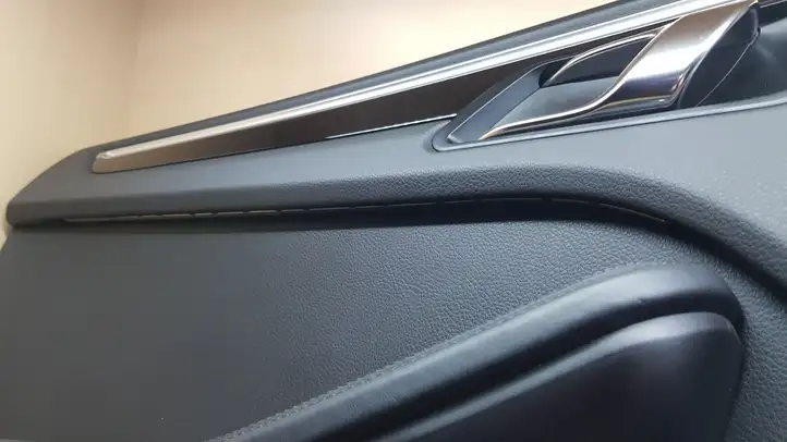 Porsche Macan (95B) (2014 - 2018) 95B867211 Обшивка задней двери — фото 2