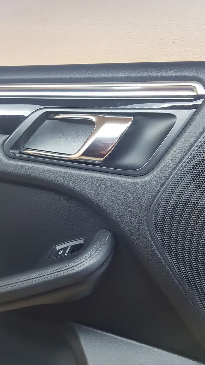 Porsche Macan (95B) (2014 - 2018) 95B867211 Обшивка задней двери — фото 6