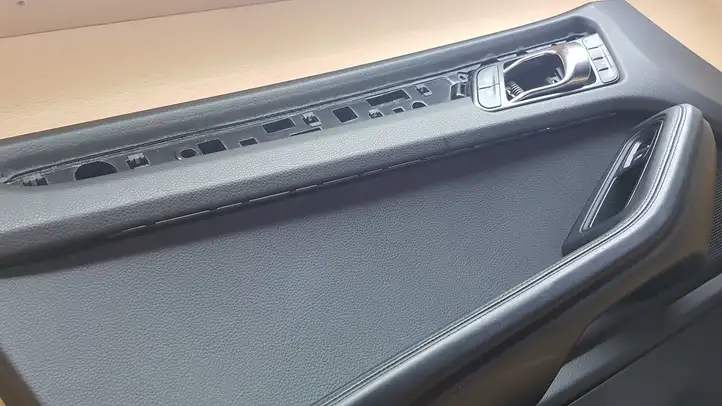 Porsche Macan (95B) (2014 - 2018) 95B867011 Обшивка передней двери — фото 8