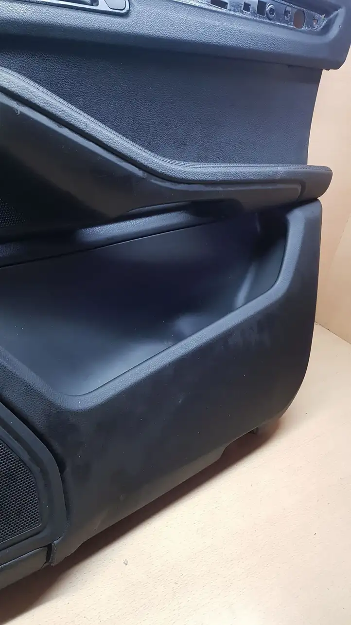 Porsche Macan (2014 - 2018)  95B867012 Обшивка передней двери