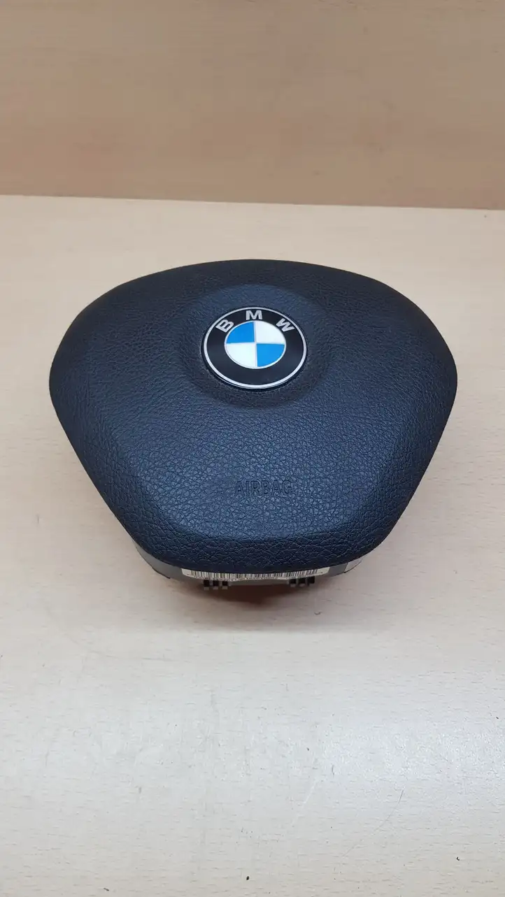BMW 3 F30 F35 F31 (2012 - 2018) 6864497 Подушка безопасности руля — фото 1