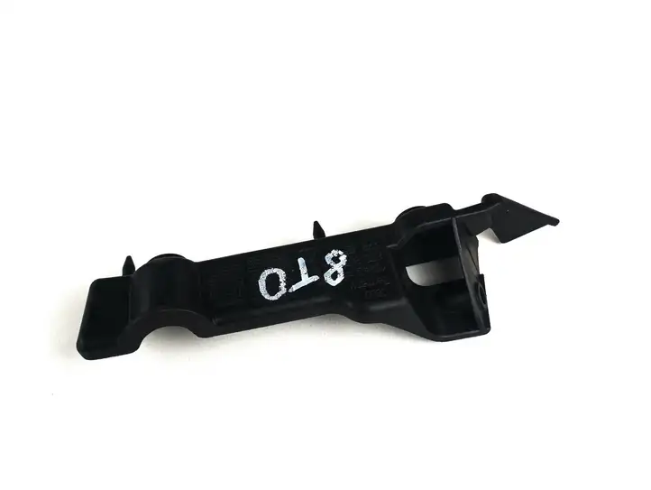 Audi A5 (2007 - 2011)  8t0807284a Передний держатель бампера