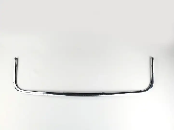 Volkswagen PASSAT B5.5 (2001 - 2005)  3b0853761a Верхняя решётка