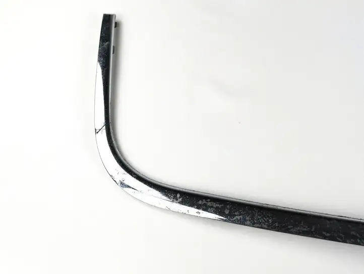 Volkswagen PASSAT B5.5 (2001 - 2005)  3b0853761a Верхняя решётка