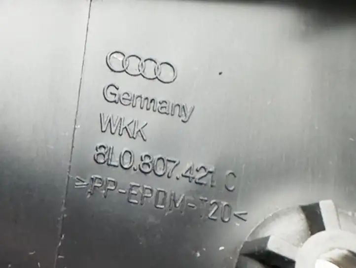 Audi A3/S3 8L (2000 - 2003) 8l0807421c Отделка порога багажника — фото 8