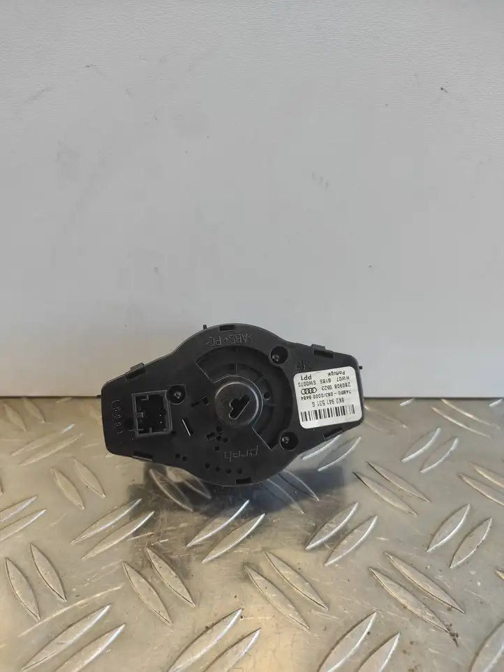 Audi A4 S4 B8 8K (2007 - 2011) 8K0941531G Включатель фонарей — фото 2
