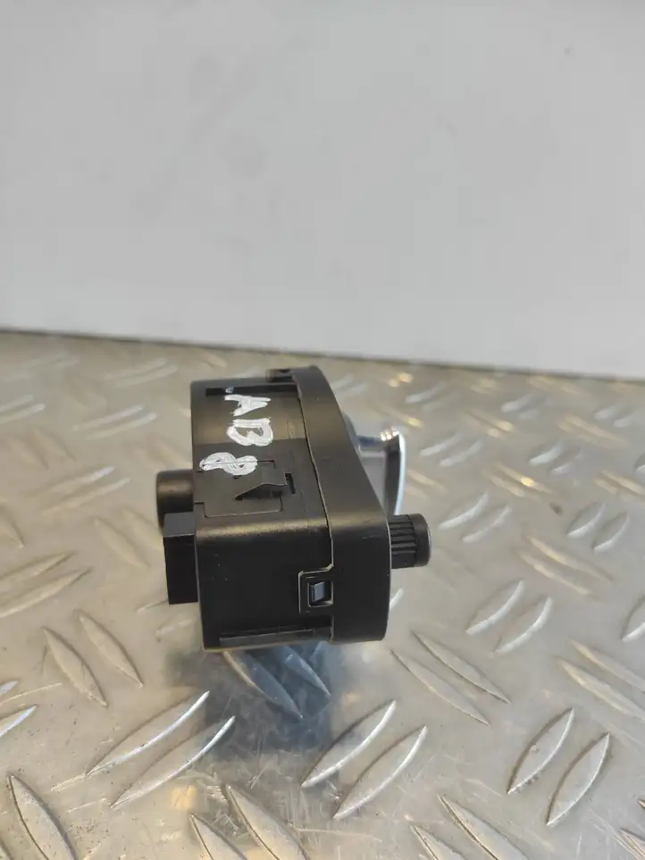Audi A4 S4 B8 8K (2007 - 2011) 8K0941531G Включатель фонарей — фото 5