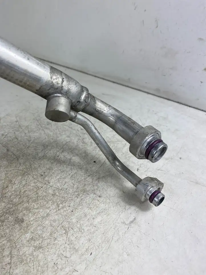 Volkswagen Golf VII (2013 - 2019)  5Q1816738H Трубка (трубки)/ шланг (шланги) кондиционера воздуха