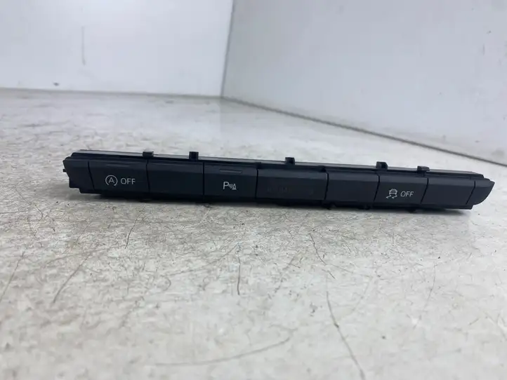 Audi A6 (2011 - 2014)  4G0927137D Блок переключателей