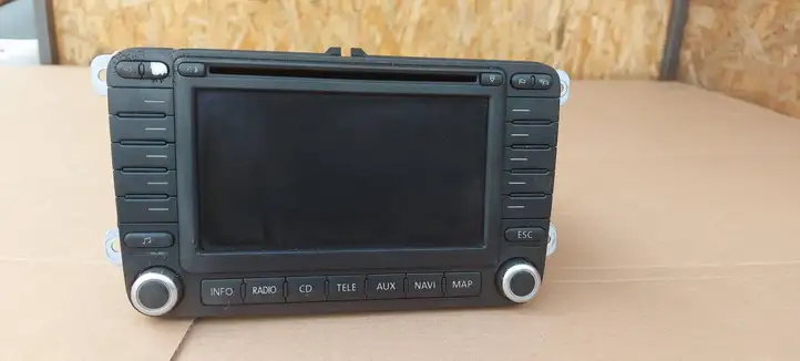 Volkswagen PASSAT B6 (2005 - 2010) 1T0035194D Магнитола / мультимедийная система — фото 1