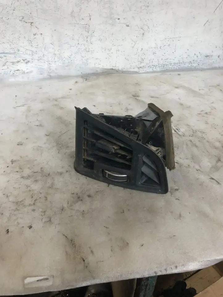 Ford C-Max (2015 - )  07464000 Боковая воздушный дефлектор