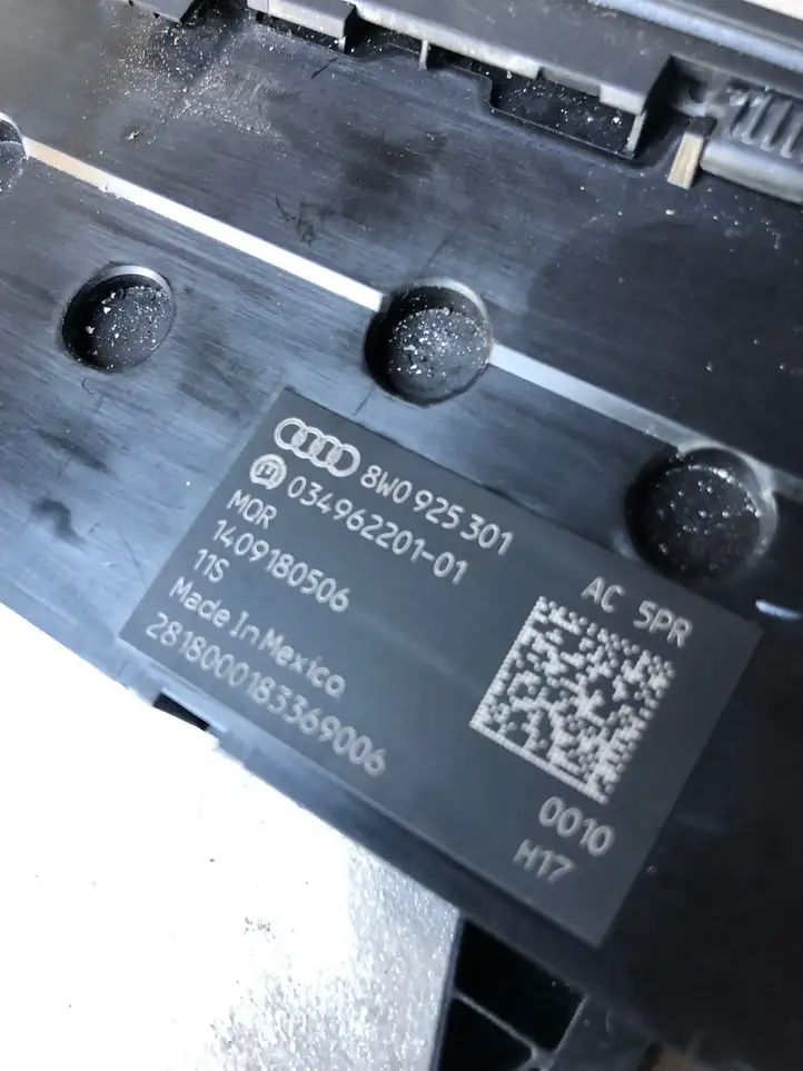 Audi A4 S4 B9 8W (2019 - ) 8w0925301 Кнопка ESP — фото 2