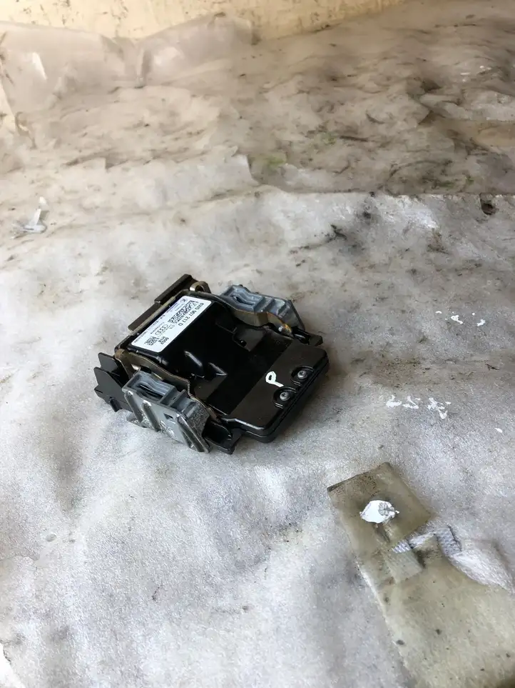 Audi A4 S4 B9 8W (2019 - ) 8w0907217d Камера в лобовом стекле — фото 3