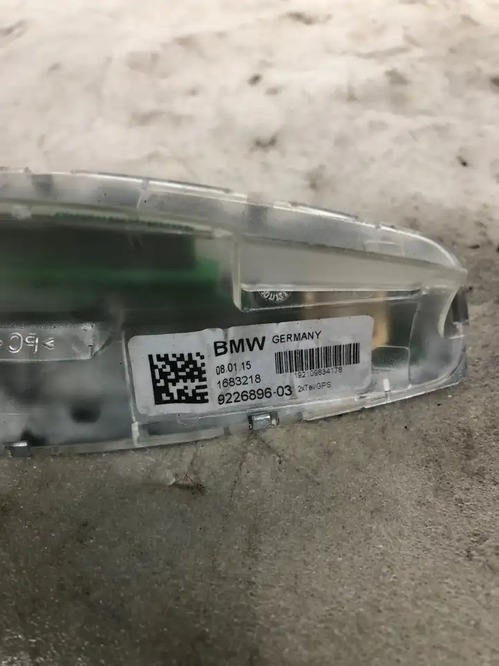 BMW 1 F20 F21 (2011 - 2019) 922689603 GPS антенна — фото 3
