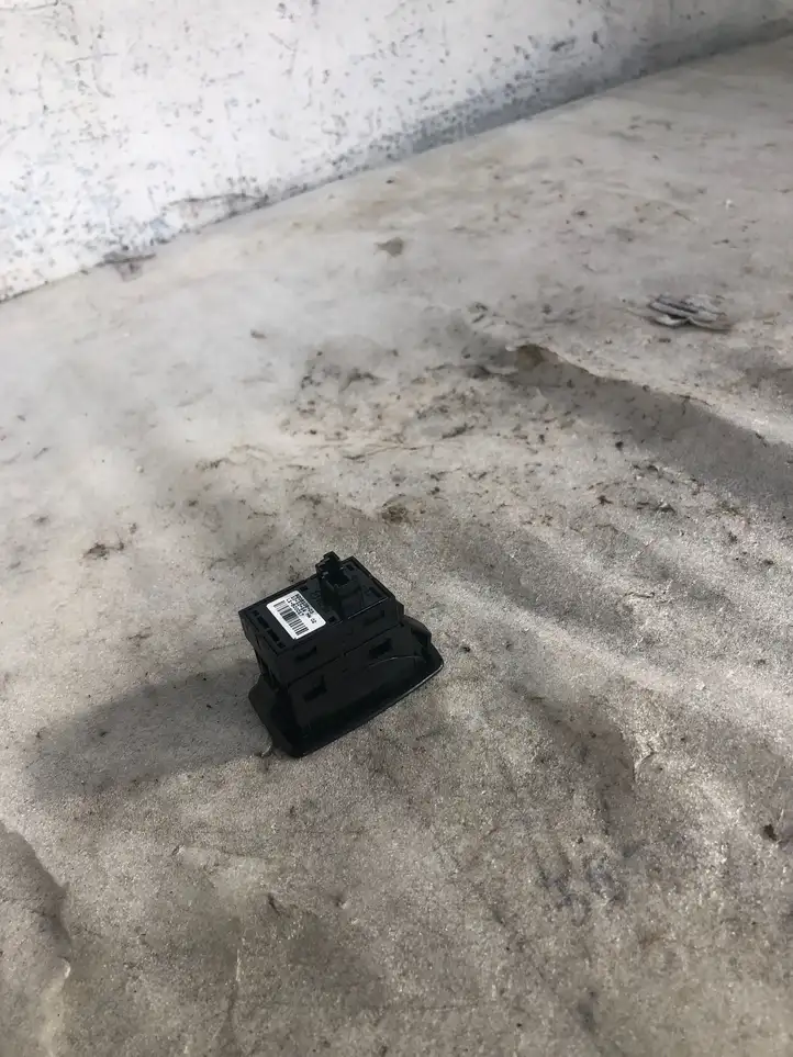 BMW 1 F20 F21 (2011 - 2019) 920810603 Блок кнопок стеклоподъемников — фото 3
