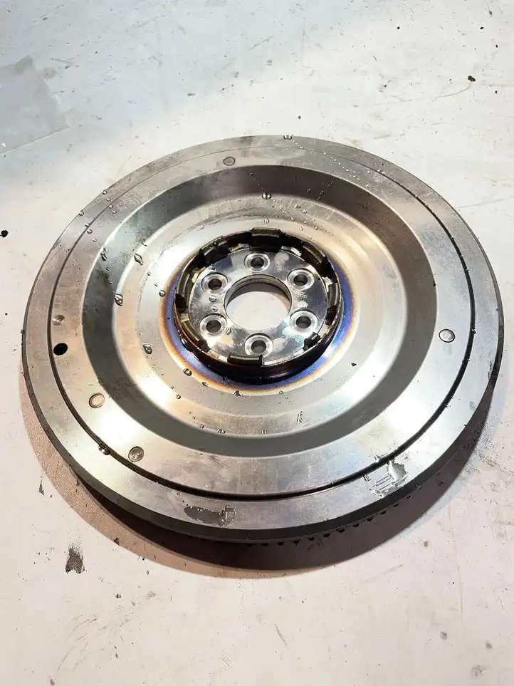 Volvo S80 (2013 - 2016)  Chyqc Маховик