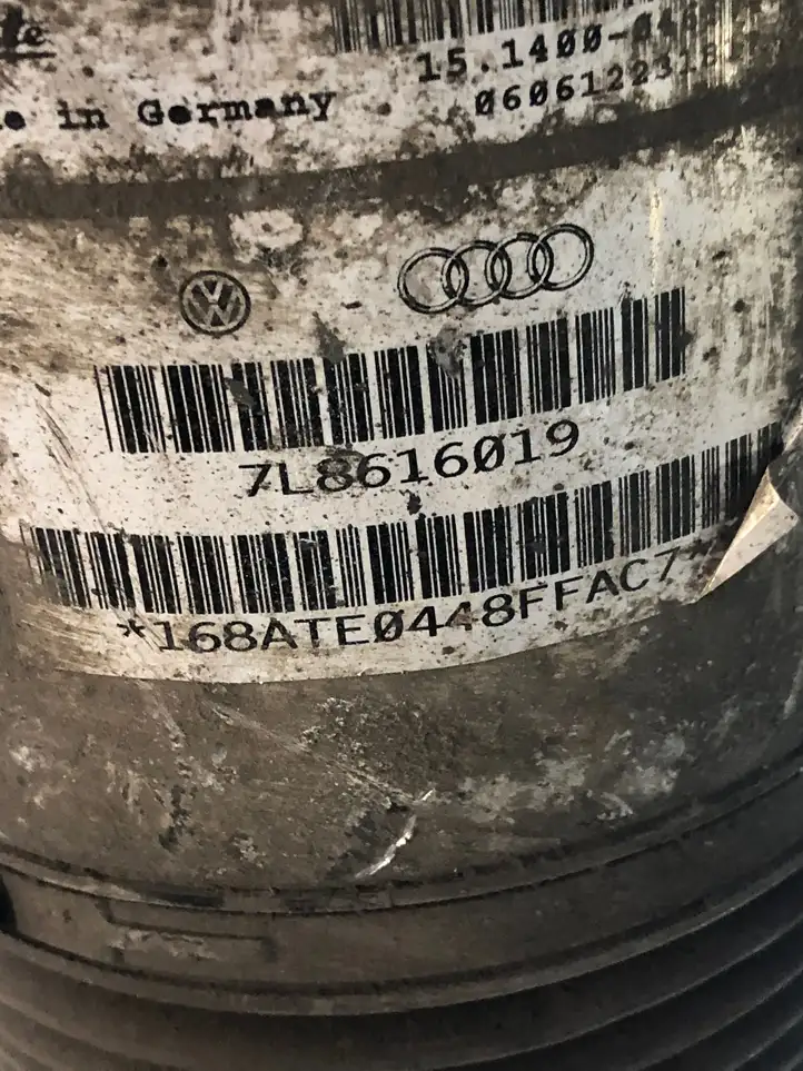 Audi Q7 4L (2005 - 2009) 7L8616019 Задняя пневмостойка — фото 3
