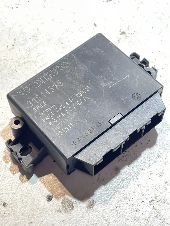 Volvo V70 (2007 - 2013)  31314525 Блок управления парковки