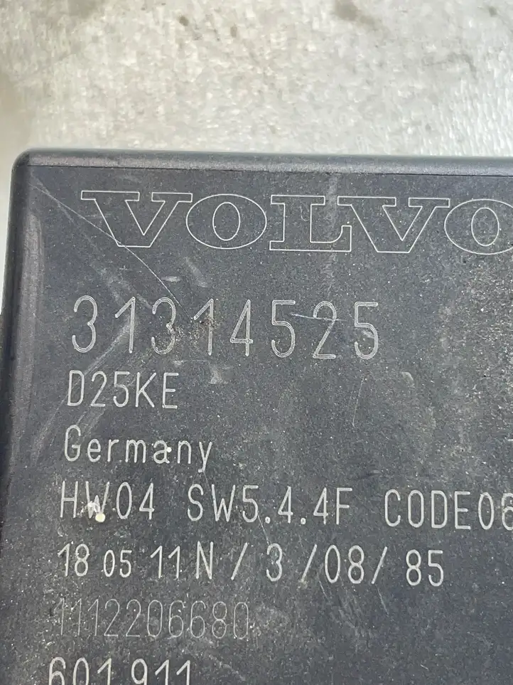 Volvo V70 (2007 - 2013)  31314525 Блок управления парковки