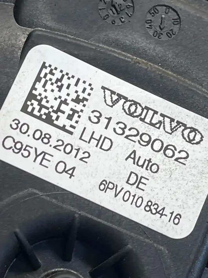 Volvo S60 (2010 - 2013) 31329062 Педаль акселератора — фото 3