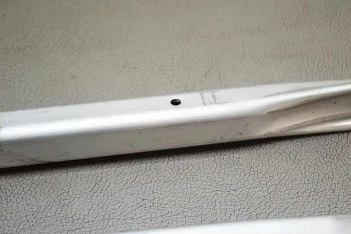 Audi A4 S4 B9 (2015 - 2019) 8W0805645B Прочие детали моторного отсека — фото 5